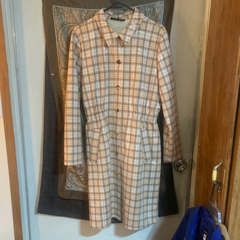 Alice Blue Plaid Trench Coat in Cream and Tan
